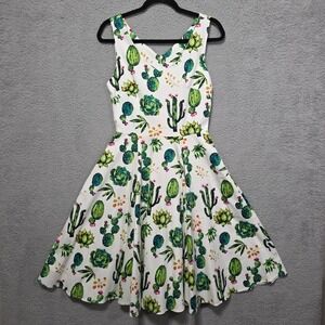 Eva Rose Dress Small A Line Fit & Flare White Green Cactus Sleeveless Pockets